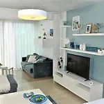 Le Dauphin Climatisation Fibre 4 Personnes 公寓 *